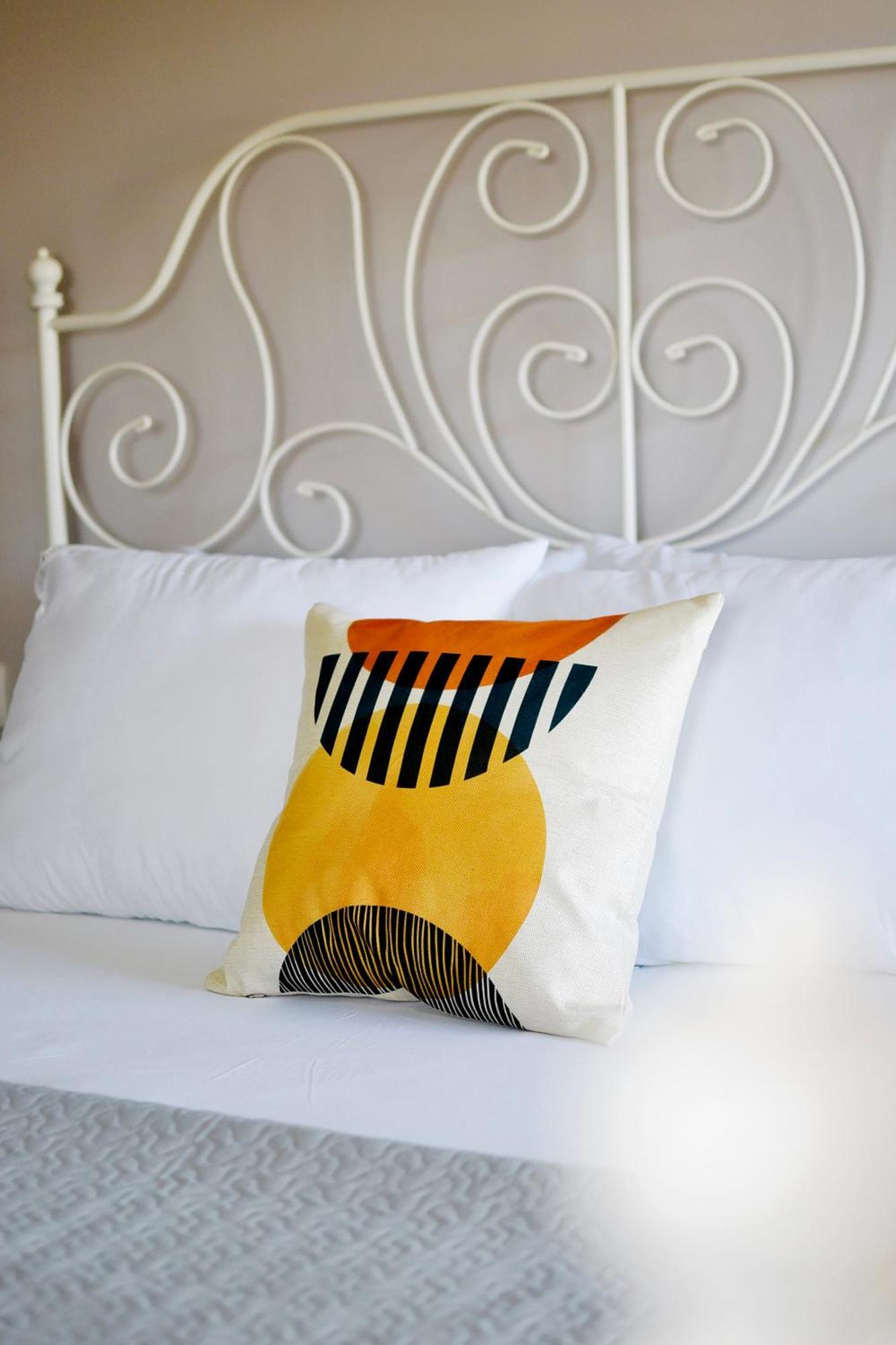 Room Nine 9 Beachfront Apartments Nea Kallikrateia Εξωτερικό φωτογραφία