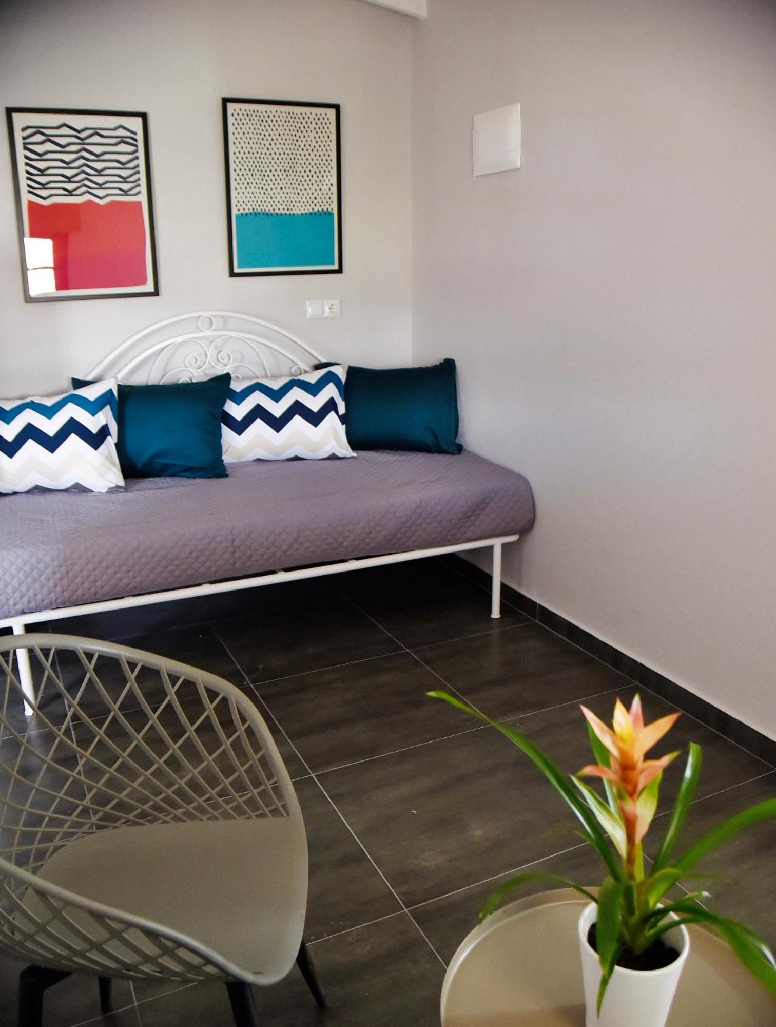 Room Nine 9 Beachfront Apartments Nea Kallikrateia Εξωτερικό φωτογραφία