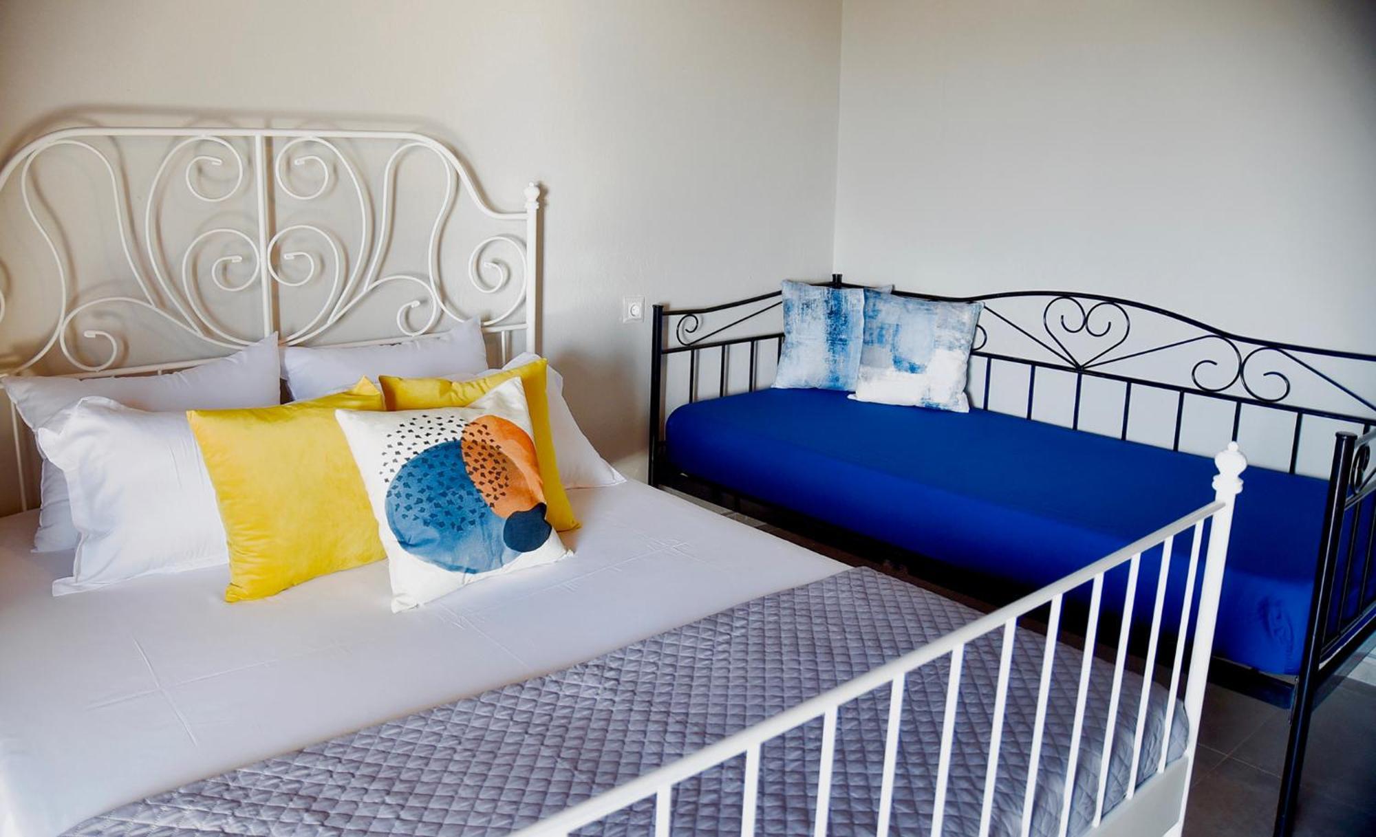 Room Nine 9 Beachfront Apartments Nea Kallikrateia Εξωτερικό φωτογραφία