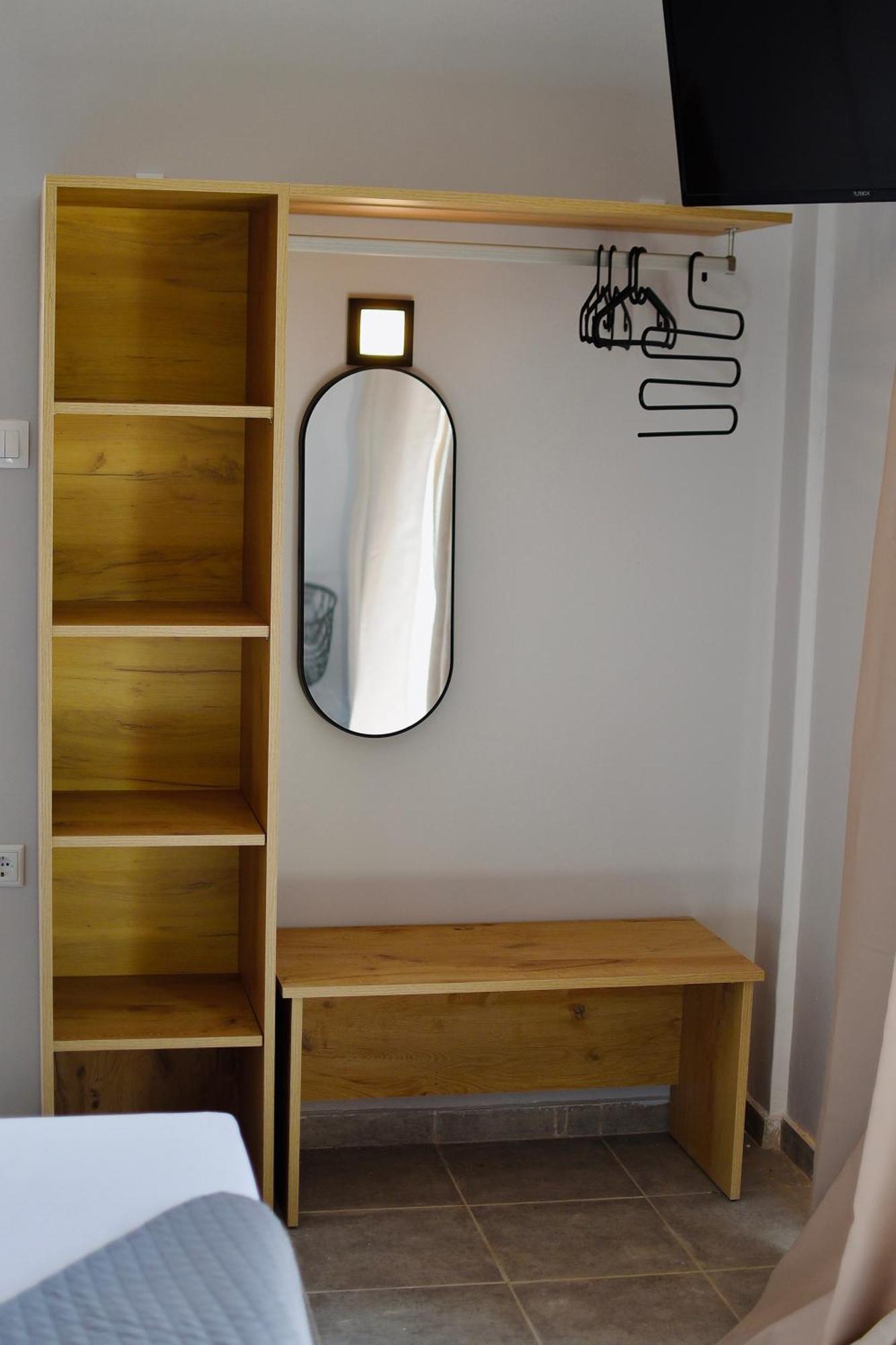 Room Nine 9 Beachfront Apartments Nea Kallikrateia Εξωτερικό φωτογραφία